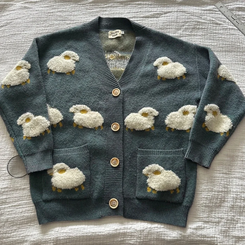 Aelfric Eden Blue Sheep Fluffy‎ Pattern Knit Cardigan - Small - Picture 2 of 6
